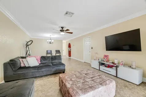 4917 Luqui Court West Palm Beach FL 33415