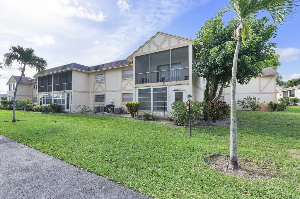 1700 Dover Road Delray Beach FL 33445