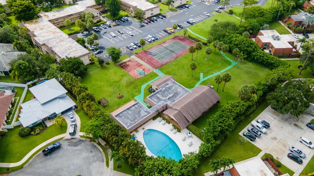 1700 Dover Road Delray Beach FL 33445