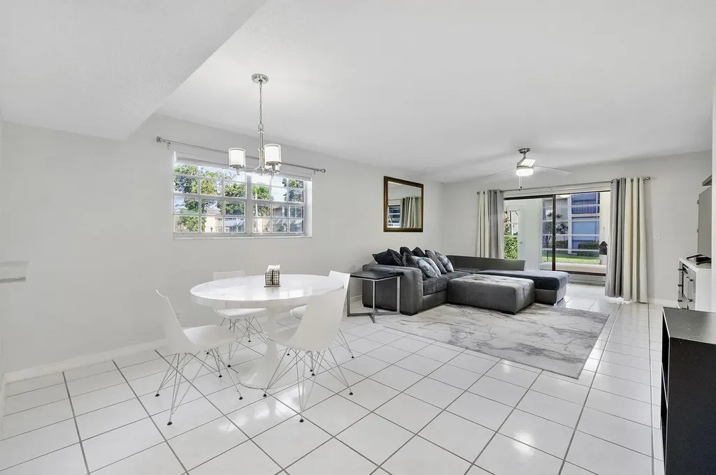 1700 Dover Road Delray Beach FL 33445