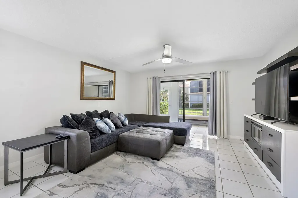 1700 Dover Road Delray Beach FL 33445