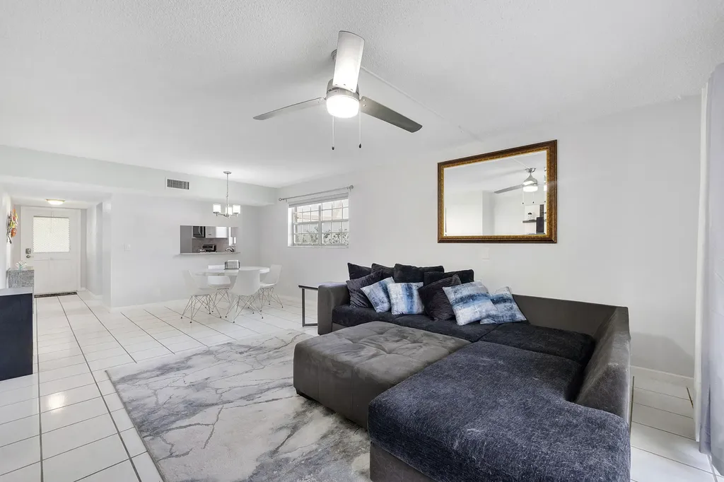 1700 Dover Road Delray Beach FL 33445