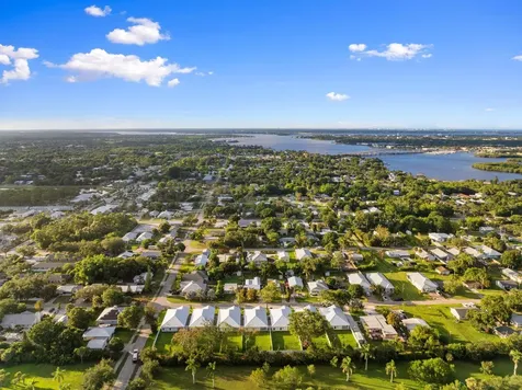 1004 SW 35th Street Palm City FL 34990