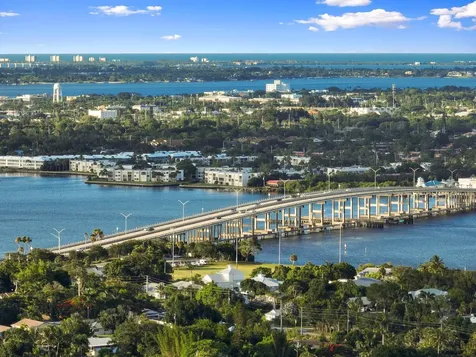 1004 SW 35th Street Palm City FL 34990