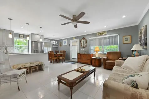 182 Piedmont D Delray Beach FL 33484