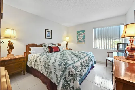 182 Piedmont D Delray Beach FL 33484