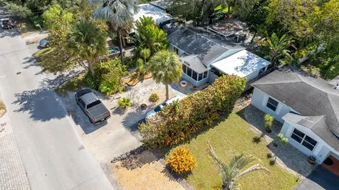 838 SW 11th Court Fort Lauderdale FL 33315