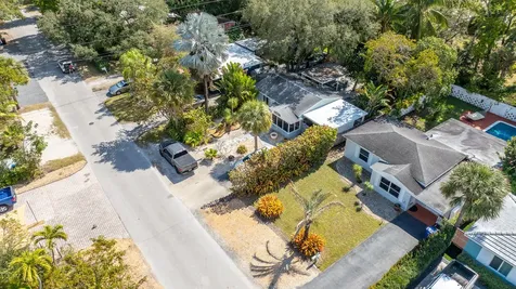 838 SW 11th Court Fort Lauderdale FL 33315