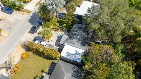 838 SW 11th Court Fort Lauderdale FL 33315