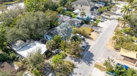 838 SW 11th Court Fort Lauderdale FL 33315