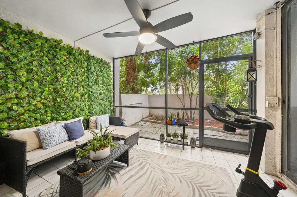 8421 Forest Hills Drive Coral Springs FL 33065