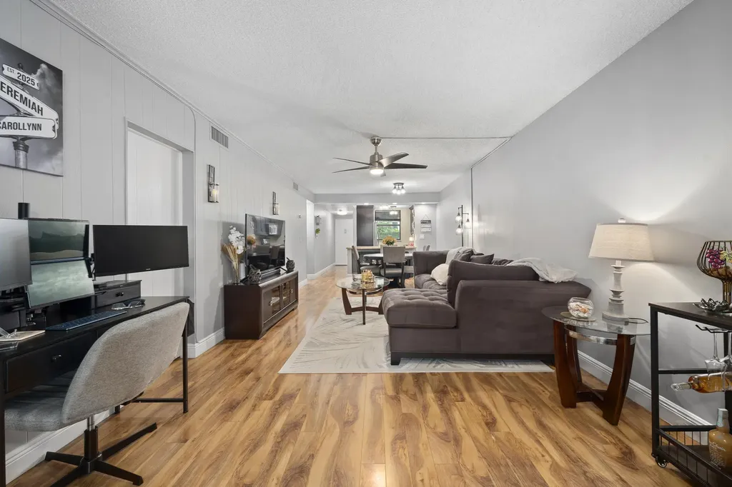 8421 Forest Hills Drive Coral Springs FL 33065