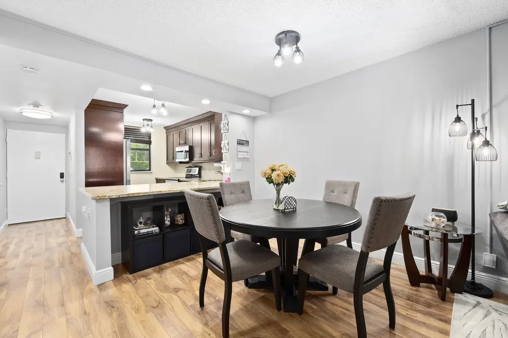 8421 Forest Hills Drive Coral Springs FL 33065
