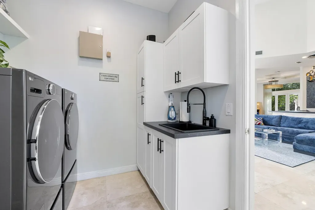 6015 Pinewood Avenue Parkland FL 33067