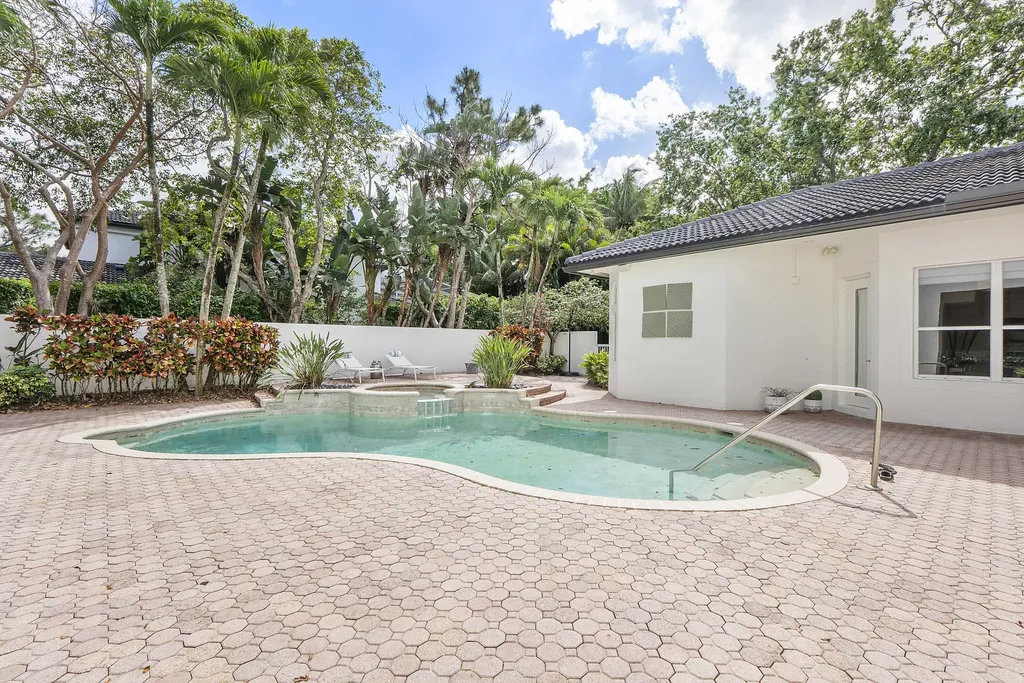 6015 Pinewood Avenue Parkland FL 33067