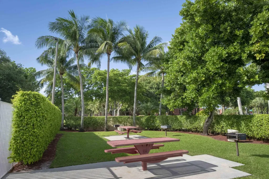 1040 Arezzo Circle Boynton Beach FL 33436