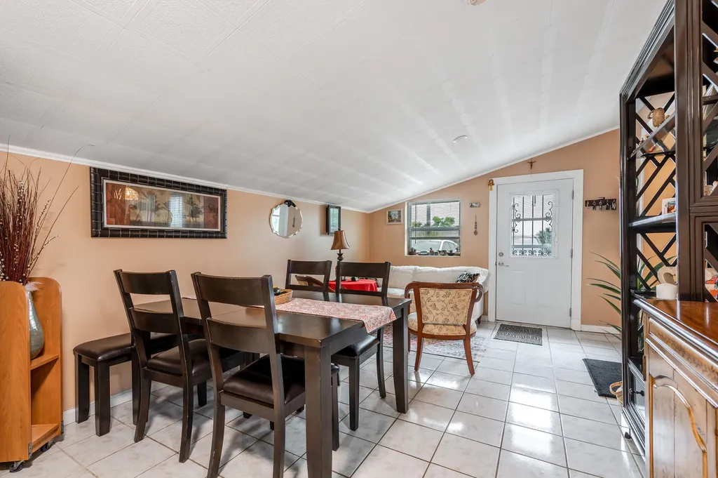 7111 Washington Avenue Lake Worth FL 33462