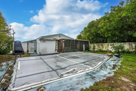 7111 Washington Avenue Lake Worth FL 33462