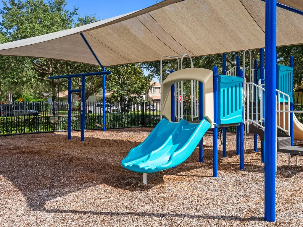 175 Via Rosina Jupiter FL 33458