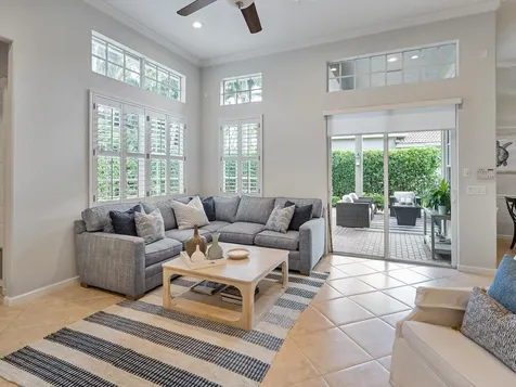 175 Via Rosina Jupiter FL 33458