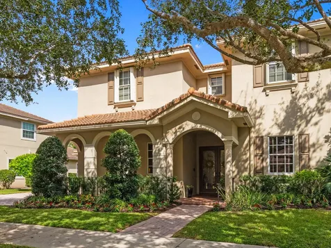 175 Via Rosina Jupiter FL 33458