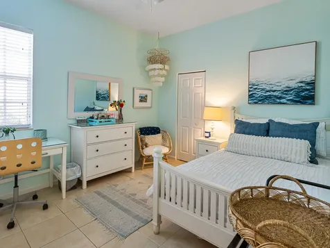 175 Via Rosina Jupiter FL 33458