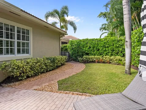 175 Via Rosina Jupiter FL 33458