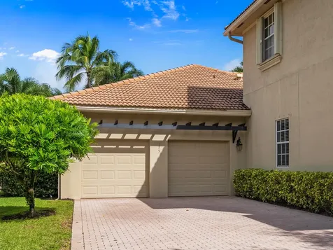 175 Via Rosina Jupiter FL 33458
