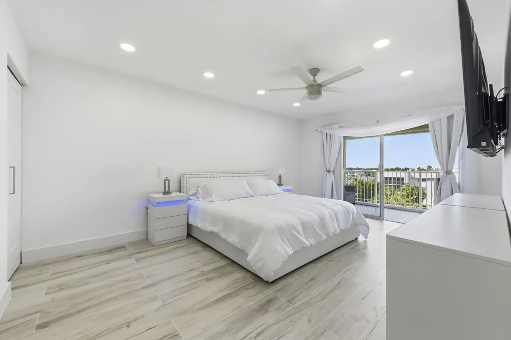 3520 S Ocean Boulevard South Palm Beach FL 33480