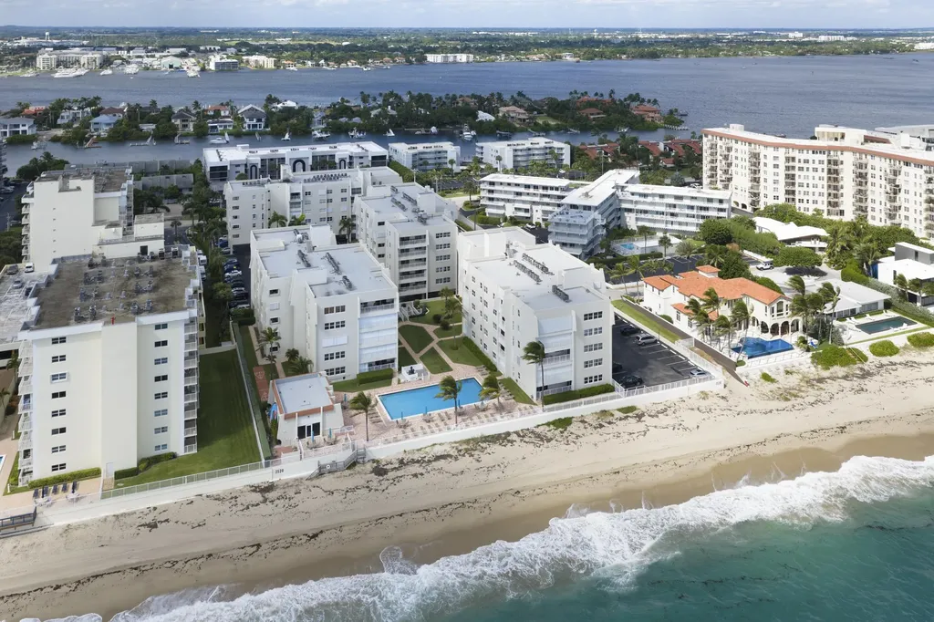 3520 S Ocean Boulevard South Palm Beach FL 33480