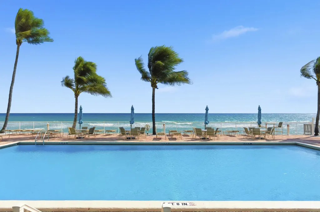 3520 S Ocean Boulevard South Palm Beach FL 33480