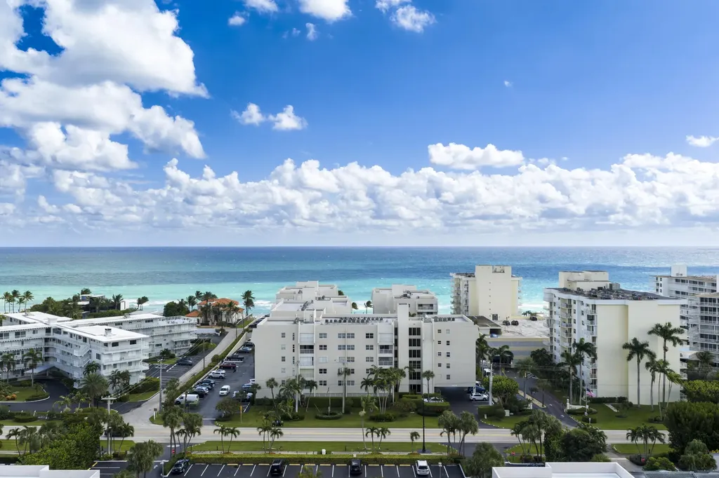 3520 S Ocean Boulevard South Palm Beach FL 33480