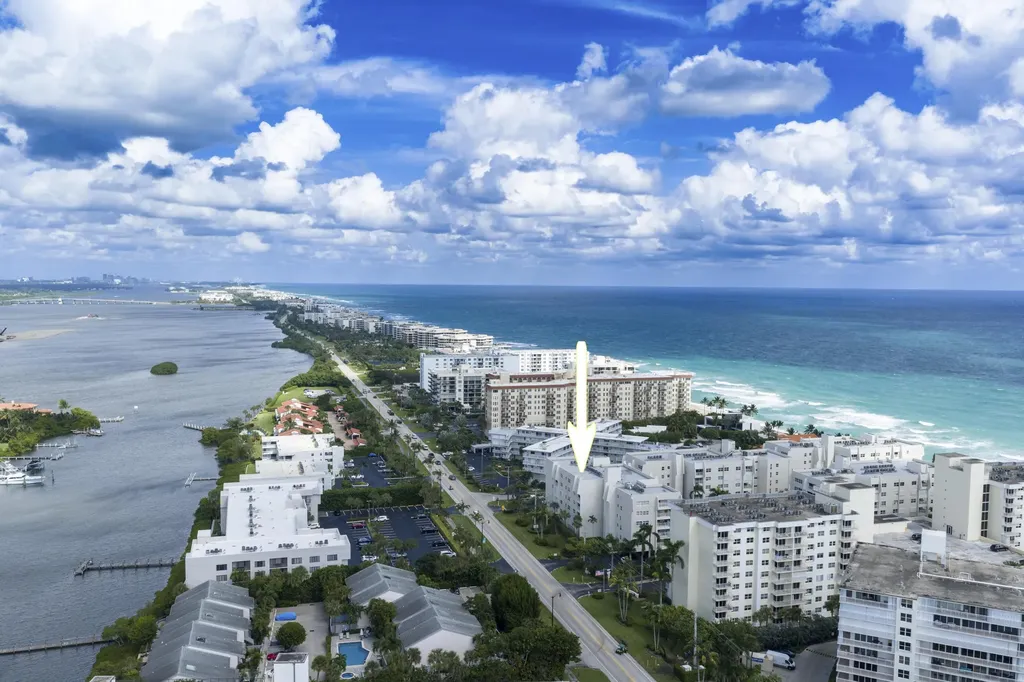 3520 S Ocean Boulevard South Palm Beach FL 33480