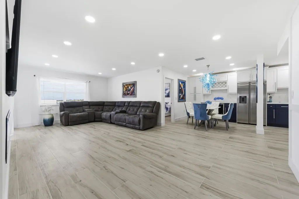 3520 S Ocean Boulevard South Palm Beach FL 33480