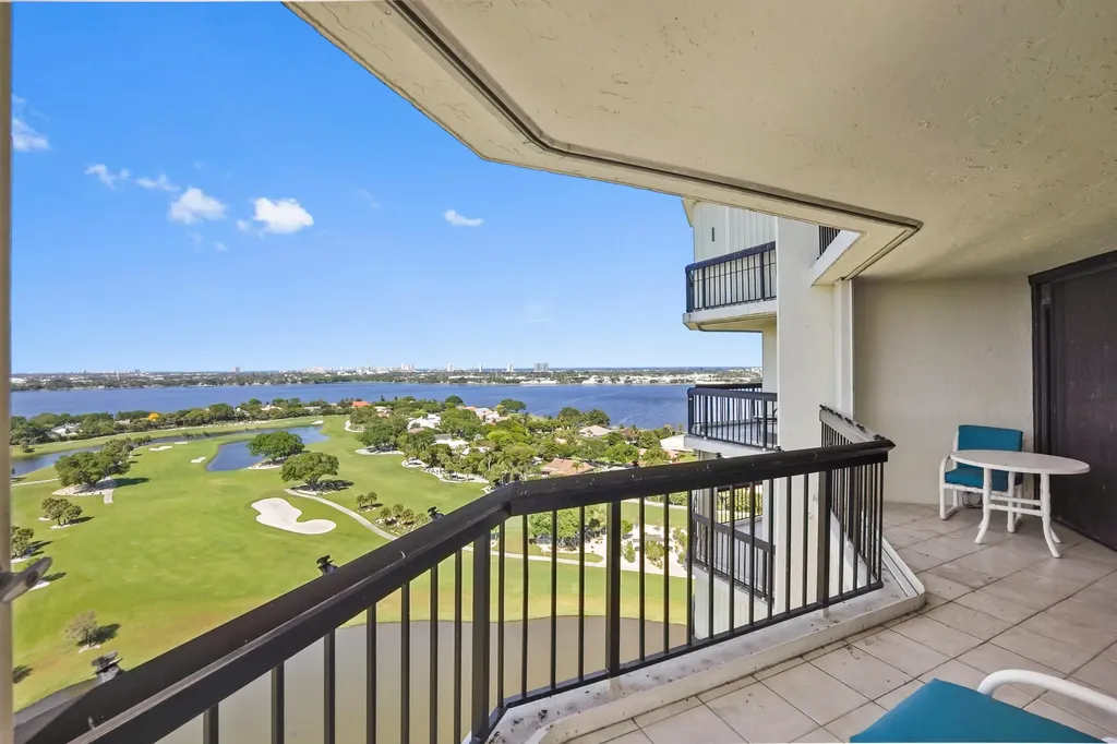 1900 Consulate Place West Palm Beach FL 33401