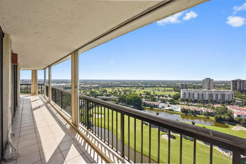 1900 Consulate Place West Palm Beach FL 33401