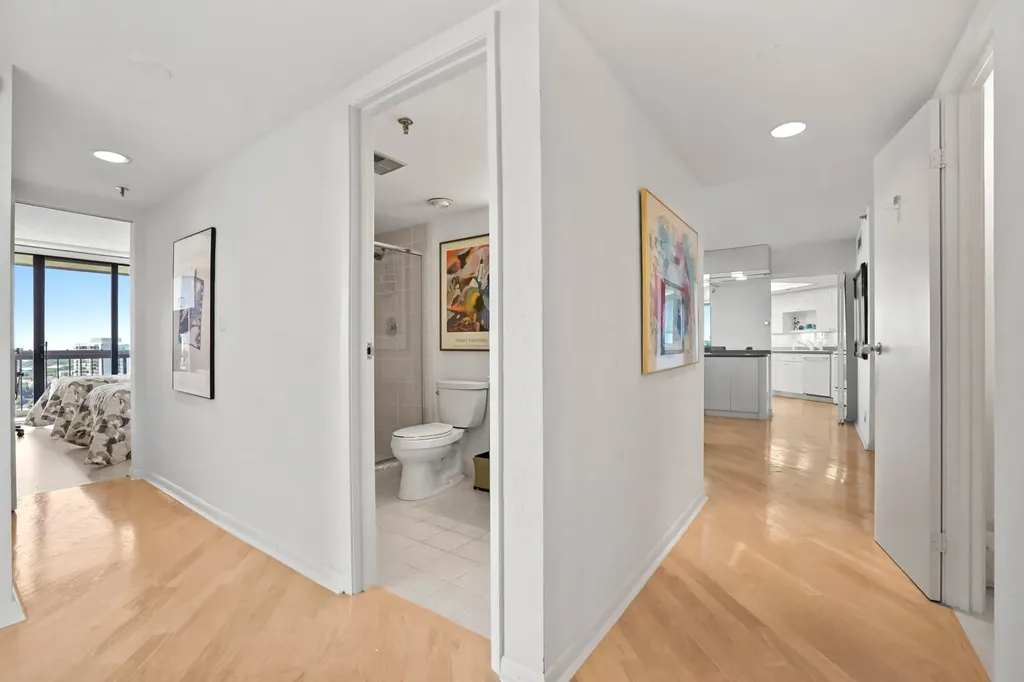 1900 Consulate Place West Palm Beach FL 33401