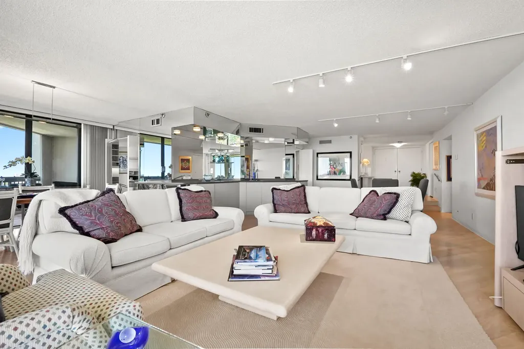 1900 Consulate Place West Palm Beach FL 33401