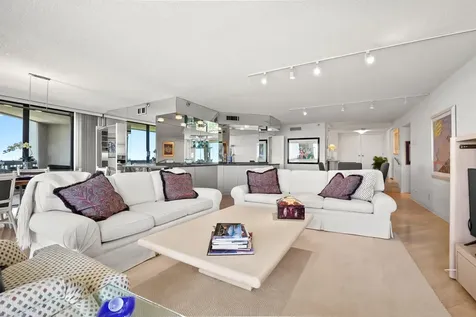 1900 Consulate Place West Palm Beach FL 33401