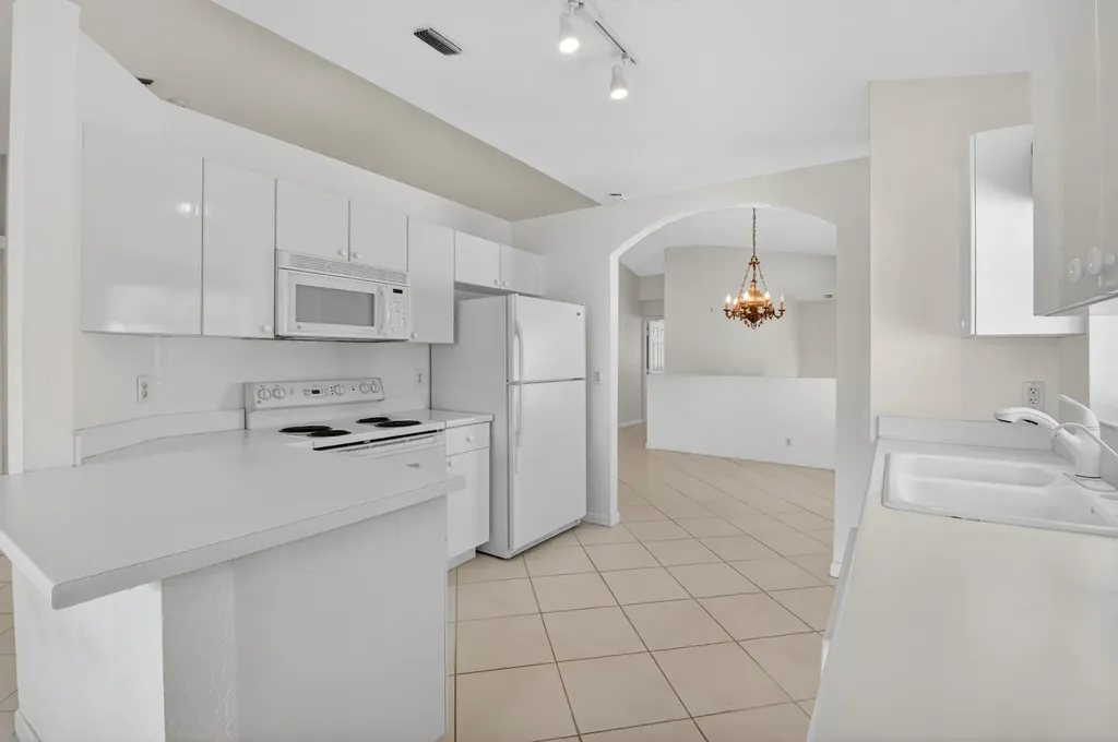 7978 Laina Lane Boynton Beach FL 33437