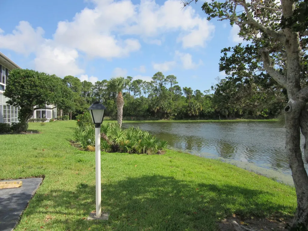 1 Lake Vista Trail Port St Lucie FL 34952