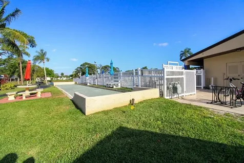 407 Pine Glen Lane Greenacres FL 33463