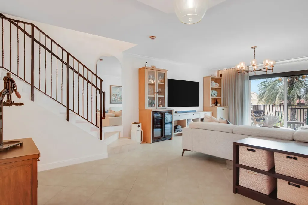 1111 E Las Olas Boulevard Fort Lauderdale FL 33301
