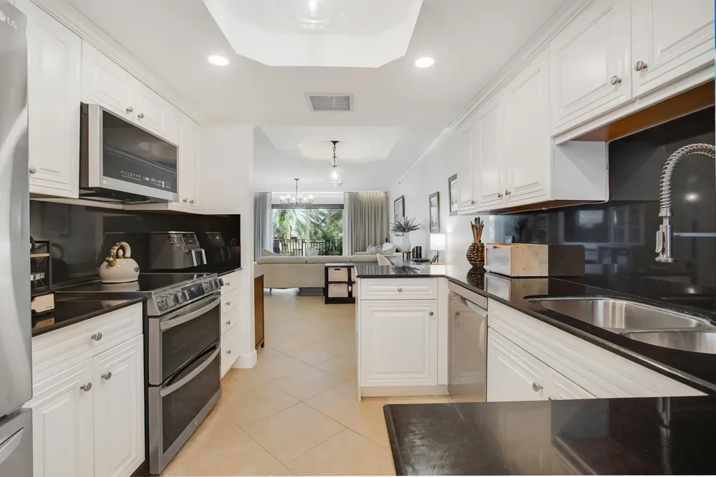 1111 E Las Olas Boulevard Fort Lauderdale FL 33301