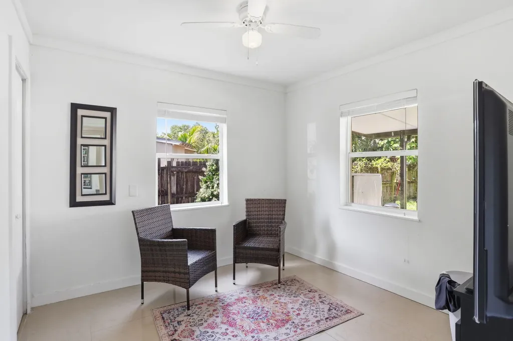 139 SW 21st Way Fort Lauderdale FL 33312