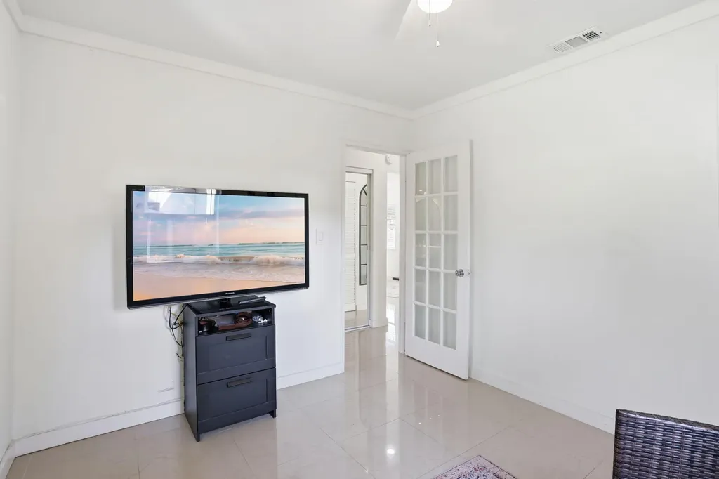 139 SW 21st Way Fort Lauderdale FL 33312