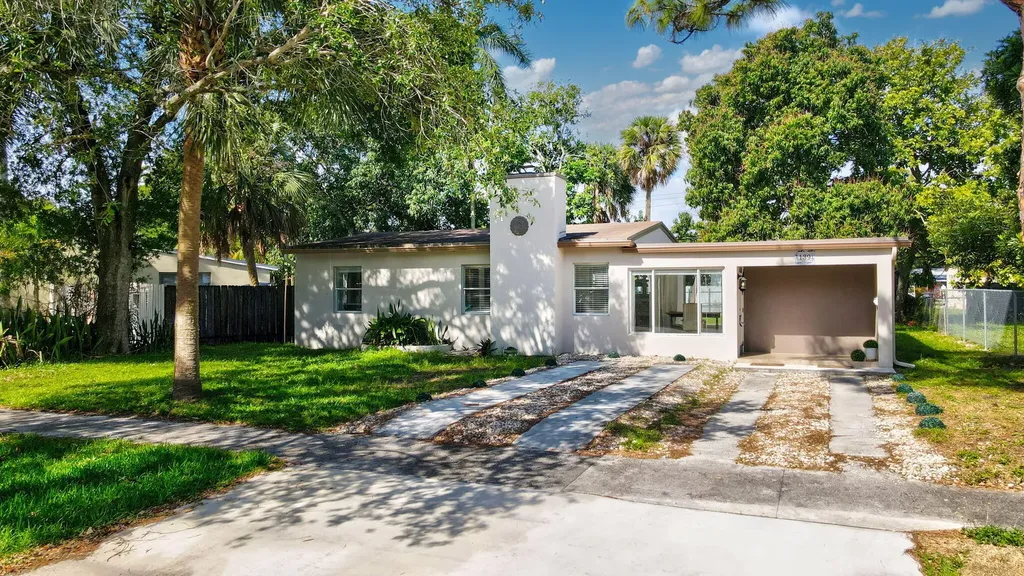 139 SW 21st Way Fort Lauderdale FL 33312