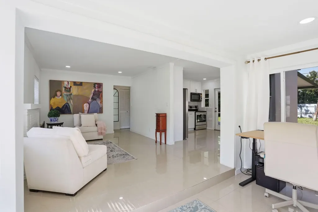 139 SW 21st Way Fort Lauderdale FL 33312