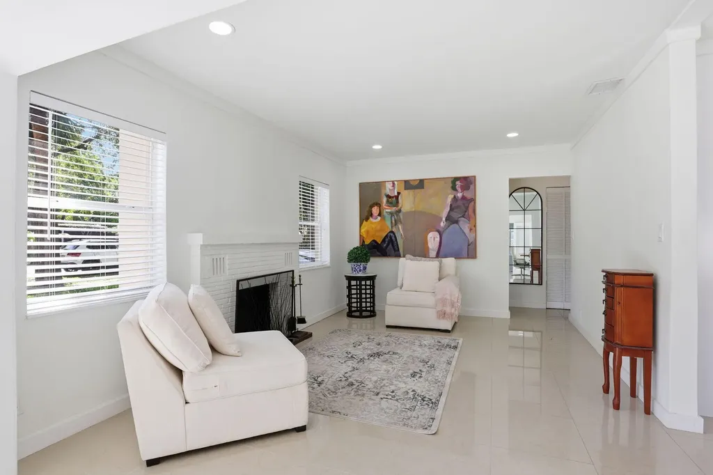 139 SW 21st Way Fort Lauderdale FL 33312