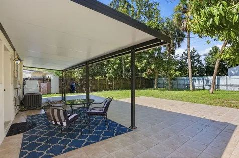 139 SW 21st Way Fort Lauderdale FL 33312